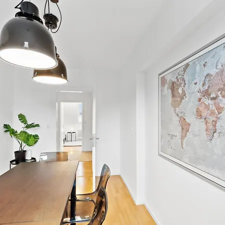 In - 90m2, 3 Zi, 5 Einzelbetten, Free Coffee, Wifi & Parking - 24h Check In Isenbuettel